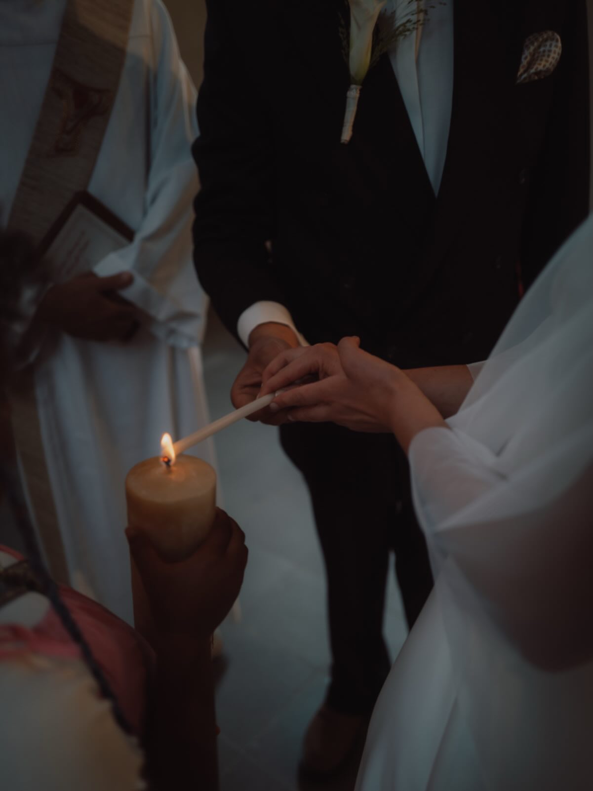 Eure Liebe. Euer Licht. 🕯️✨
Wir kreieren die perfekte Hochzeitskerze für euch - handgefertigt und ganz nach euren persönlichen Vorstellungen. ✨
#Hochzeit2026 #hochzeitskerze #hochzeitssaison2026 #traukerze #hochzeitsplanung 
.
📸 by @corikasus